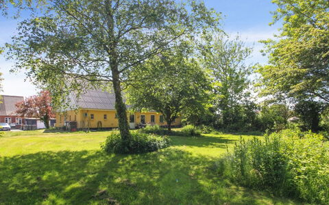 Lokke - 19Km from the Sea: Bois, Toit, Architecture, Domicile, Maison, Chalet, Siding, Dur, Pente, Biens