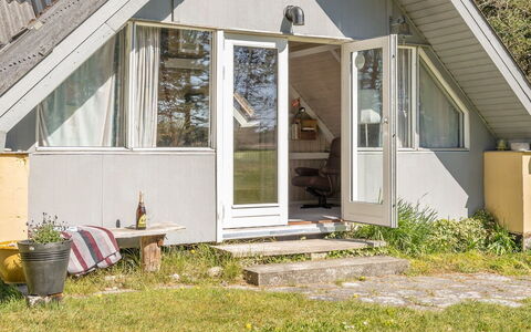 Ødke - 3.5Km from the Sea: Chalet, Domicile, Batiments Jardin, Siding, Ombre, Daylighting, Arrière-Cour, Structure En Plein Air, Planche, Cabanon