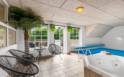 Prohor - 10.5Km from the Sea: Toit, Maison, Domicile, Chalet, Porte, Siding, Plate-Forme, Porche, Planche, Dur