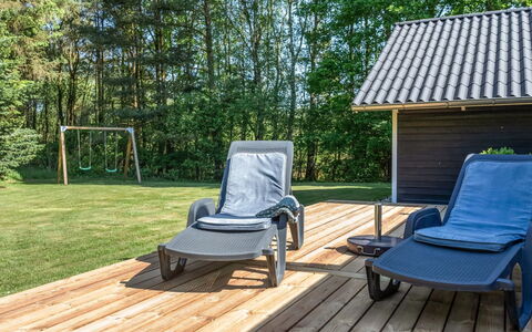 Anastaja - 12Km from the Sea: Meubles, Design Intérieur, Sol, Bois, Sol, Plafond, Parquet, Chaise, Table, Éclairage