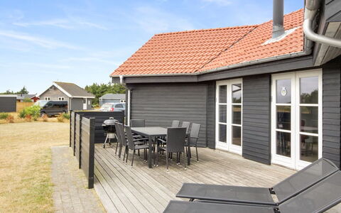 Arnger - 300M to the Fjord: Bois, Toit, Architecture, Domicile, Maison, Chalet, Siding, Dur, Pente, Biens