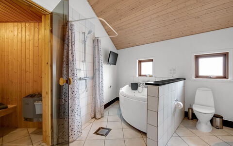 Reiner - 300M to the Fjord: Maison, Domicile, Zone Résidentielle, Toit, Chalet, Lot Terre, Biens, Cour, Jardin, Siding