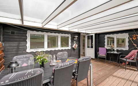 Staffan - 200M to the Fjord: Meubles, Design Intérieur, Sol, Bois, Sol, Plafond, Parquet, Chaise, Table, Éclairage