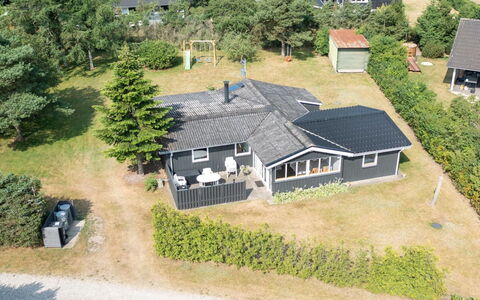Hope - 350M to the Fjord: Maison, Toit, Domicile, Chalet, Cabanon, Batiments Jardin, Siding, Cour, Cabane En Rondins, Cabane