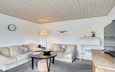 Fransiska - from the Sea: Meubles, Design Intérieur, Sol, Sol, Plafond, Bois, Pièce, Éclairage, Canapé, Salon