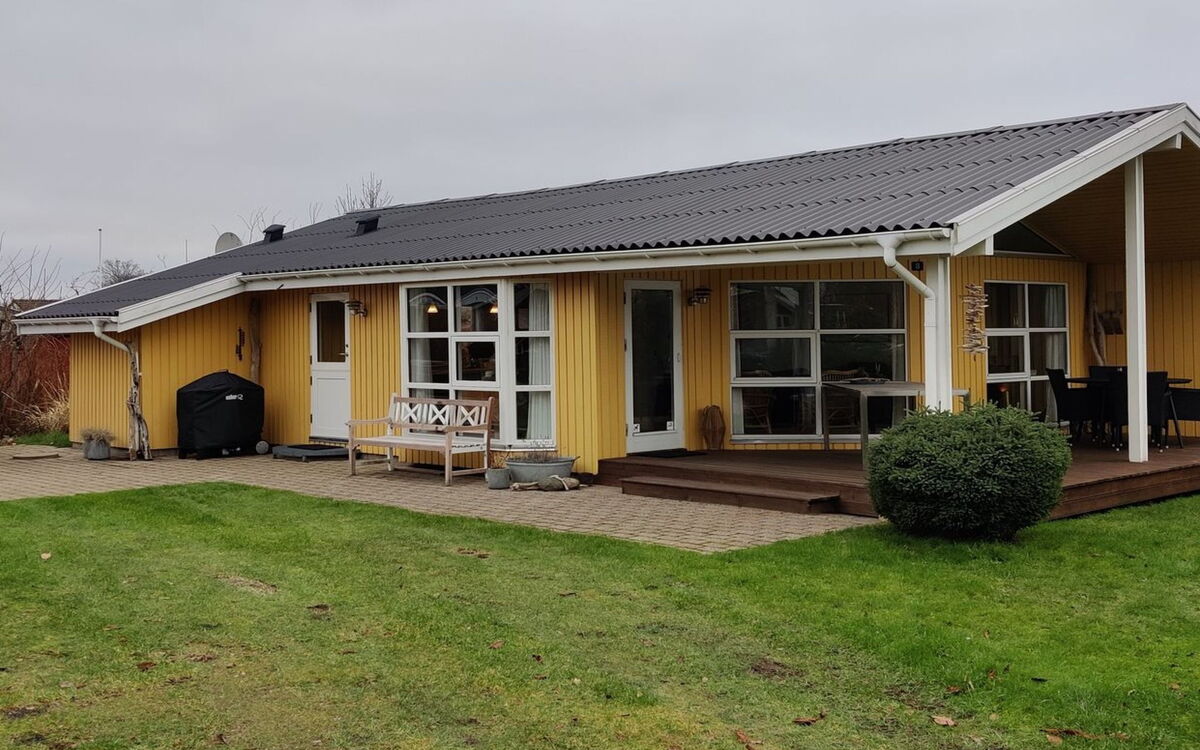 donar - 80m From The Sea