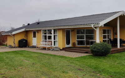 Donar - 80M from the Sea