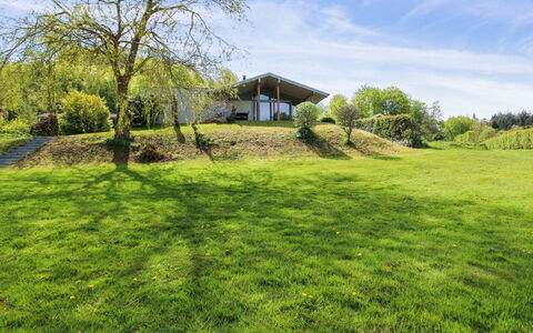 Freding - 250M to the Fjord: Toit, Chalet, Domicile, Ombre, Siding, Ferme, Porche, Structure En Plein Air, Batiments Jardin