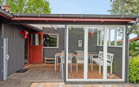 Agnita - 300M from the Sea: Meubles, Design Intérieur, Sol, Bois, Sol, Plafond, Parquet, Chaise, Table, Éclairage