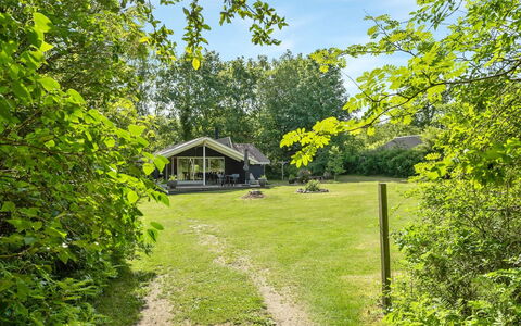 Yngve - 56.5Km from the Sea: Toit, Maison, Domicile, Chalet, Siding, Biens, Allée, Batiments Jardin, Cour, Cabanon