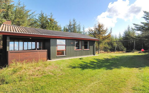 Neven - 900M from the Sea: Bois, Tache De Bois, Planche, Dur, Chalet, Plate-Forme, Siding, Ombre, Parquet, Batiments Jardin