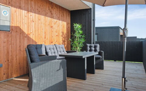 Kasper - 1.8Km from the Sea: Bois, Toit, Architecture, Domicile, Maison, Chalet, Siding, Dur, Pente, Biens