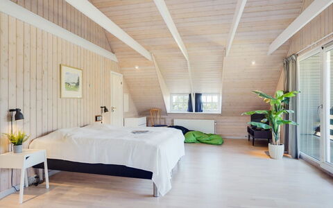 Gertrudis - 2Km to the Fjord: Meubles, Design Intérieur, Sol, Sol, Parquet, Lit, Chambre, Bois, Plafond, Pièce