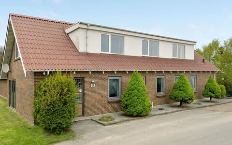 Rahild - 2Km to the Fjord: Toit, Maison, Lot Terre, Domicile, Chalet, Biens, Batiments Jardin, Ombre, Cabane En Rondins, Aménagement Paysager