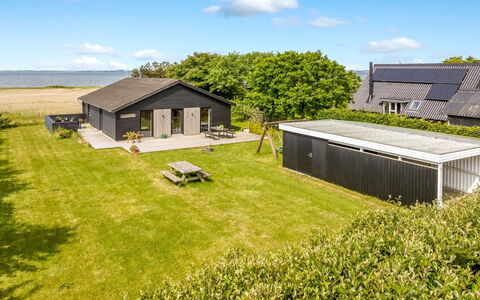 Aslag - 150M to the Fjord: Maison, Toit, Domicile, Chalet, Cabanon, Batiments Jardin, Siding, Cour, Cabane En Rondins, Cabane
