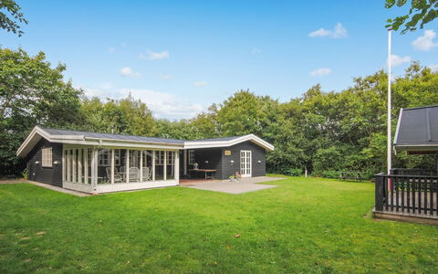 Assarina - 300M to the Fjord: Maison, Toit, Domicile, Chalet, Cabanon, Batiments Jardin, Siding, Cour, Cabane En Rondins, Cabane