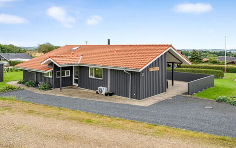 Malila - 400M to the Fjord: Maison, Toit, Domicile, Chalet, Cabanon, Batiments Jardin, Siding, Cour, Cabane En Rondins, Cabane