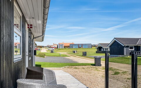 Ginia - 150M to the Fjord: Plafond, Sol, Design Intérieur, Sol, Composite, Meubles, Recours, Hôtel, Conception, Daylighting