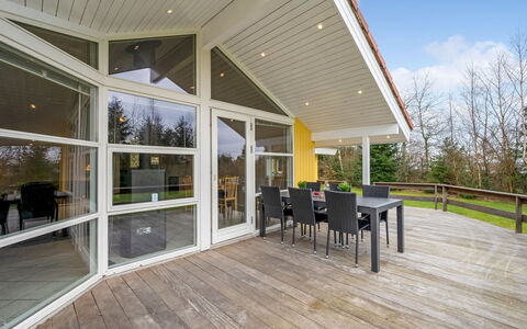 Sesto - 300M to the Fjord: Meubles, Design Intérieur, Sol, Bois, Sol, Plafond, Parquet, Chaise, Table, Éclairage