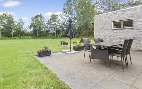 Jarven - 500M to the Fjord: Sol, Plafond, Piscine, Recours, Conception, Chaise, Daylighting, Hôtel, Villa, Appartement Penthouse