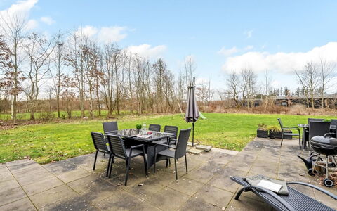 Jarven - 500M to the Fjord: Sol, Plafond, Piscine, Recours, Conception, Chaise, Daylighting, Hôtel, Villa, Appartement Penthouse