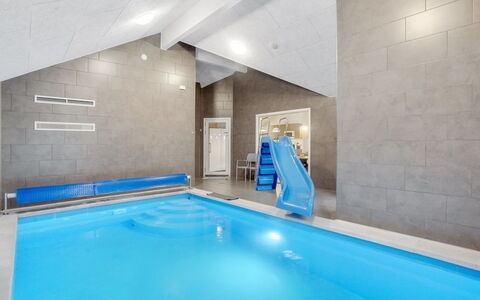Sibbe - 500M to the Fjord: Sol, Plafond, Sol, Recours, Piscine, Tuile, Conception, Hôtel, Luminaire, Daylighting