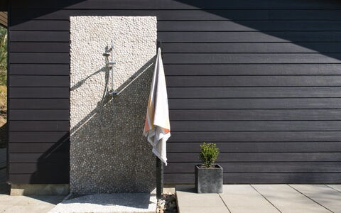Elissa - 50M to the Fjord: Meubles, Design Intérieur, Sol, Bois, Sol, Plafond, Parquet, Chaise, Table, Éclairage