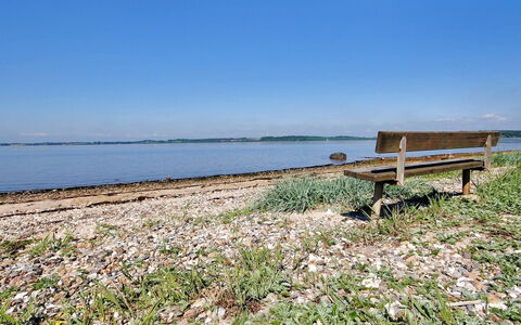 Eloise - 50M to the Fjord: Bleu, L'Eau, Plan D'Eau, Ressources En Eau, Environnement Naturel, Côte, Horizon, Plage, Cotiers Et Relief Océaniques, Rive