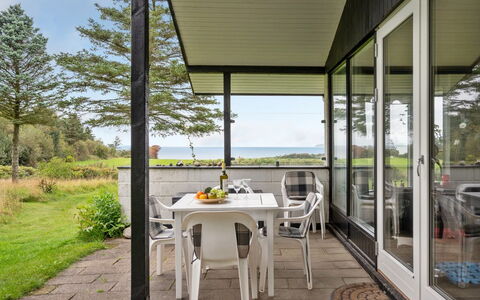 Kaleva - 200M to the Fjord: Meubles, Design Intérieur, Sol, Bois, Sol, Plafond, Parquet, Chaise, Table, Éclairage