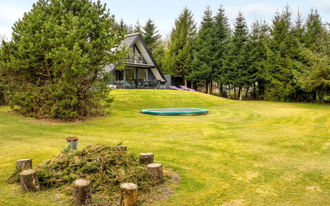 Brunhild - 300M to the Fjord: Bois, Toit, Maison, Chalet, Porte, Domicile, Siding, Lot Terre, Batiments Jardin, Cabanon