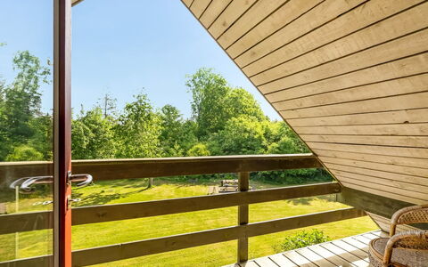 Paale - 200M to the Fjord: Meubles, Design Intérieur, Sol, Bois, Sol, Plafond, Parquet, Chaise, Table, Éclairage