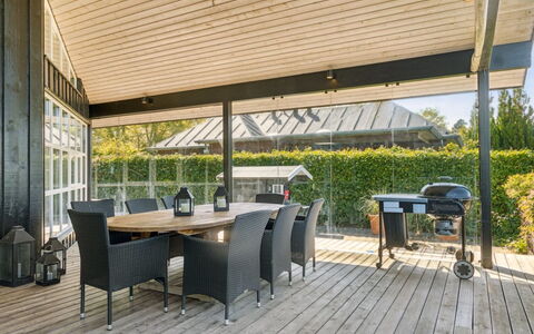 Elba - 100M from the Sea: Piscine, Mobilier De Jardin, Meubles, Recours, Dalle, Eco Hôtel, Ombre, Chaise, Loisir, Biens