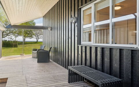 Elba - 100M from the Sea: Piscine, Mobilier De Jardin, Meubles, Recours, Dalle, Eco Hôtel, Ombre, Chaise, Loisir, Biens
