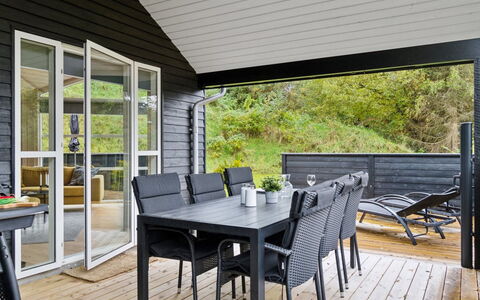 Benno - 2.1Km from the Sea: Toit, Maison, Domicile, Chalet, Siding, Biens, Allée, Batiments Jardin, Cour, Cabanon