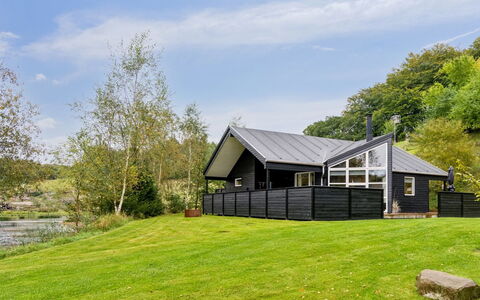 Benno - 2.1Km from the Sea: Toit, Maison, Domicile, Chalet, Siding, Biens, Allée, Batiments Jardin, Cour, Cabanon