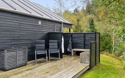 Benno - 2.1Km from the Sea
