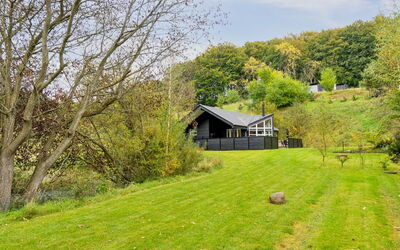 Benno - 2.1Km from the Sea