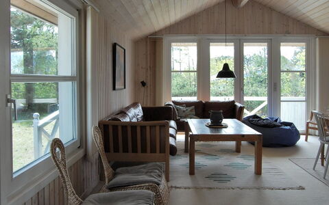 Alfride - 350M from the Sea: Toit, Maison, Domicile, Chalet, Siding, Biens, Allée, Batiments Jardin, Cour, Cabanon