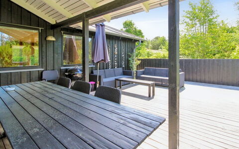 Nette - 300M from the Sea: Meubles, Design Intérieur, Sol, Bois, Sol, Plafond, Parquet, Chaise, Table, Éclairage