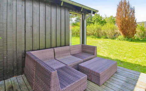 Nette - 300M from the Sea: Meubles, Design Intérieur, Sol, Bois, Sol, Plafond, Parquet, Chaise, Table, Éclairage