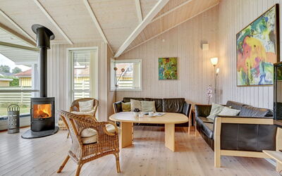 Tashina - 200M from the Sea