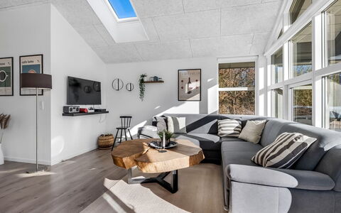 Alrike - 850M from the Sea: Piscine, Mobilier De Jardin, Meubles, Recours, Dalle, Eco Hôtel, Ombre, Chaise, Loisir, Biens