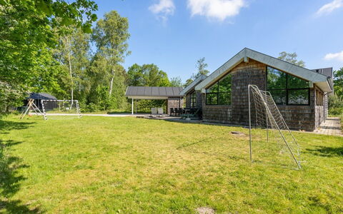 Aimy - 350M from the Sea: Bois, Toit, Maison, Chalet, Porte, Domicile, Siding, Lot Terre, Batiments Jardin, Cabanon