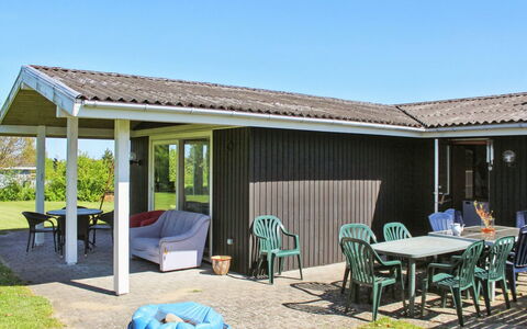 Carita - 500M from the Sea: Architecture, Toit, Domicile, Composite, Daylighting, Siding, Allée
