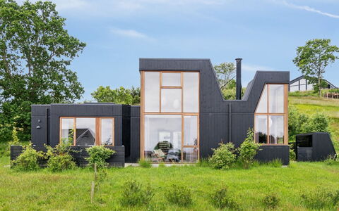 Fritze - 400M from the Sea: Piscine, Mobilier De Jardin, Meubles, Recours, Dalle, Eco Hôtel, Ombre, Chaise, Loisir, Biens