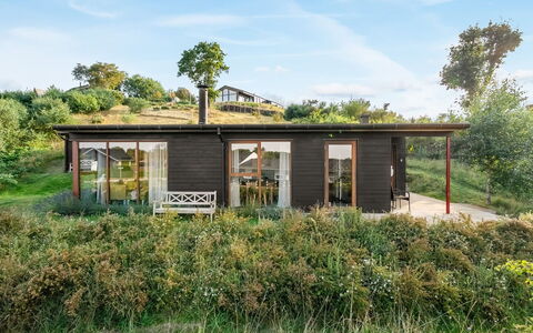 Eila - 400M from the Sea: Herbe, Prairie, Paysage, Écorégion, Plaine, Communauté Des Plantes, Lot Terre, Mobilier De Jardin, Prairie, Formations Arbustives