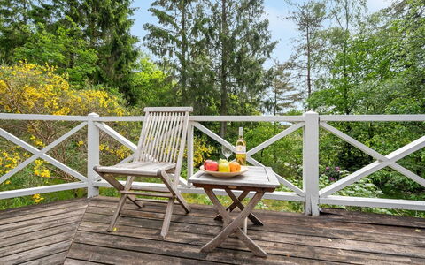 Belenda: Piscine, Mobilier De Jardin, Meubles, Recours, Dalle, Eco Hôtel, Ombre, Chaise, Loisir, Biens
