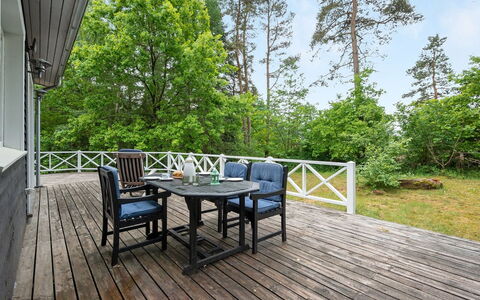 Belenda: Piscine, Mobilier De Jardin, Meubles, Recours, Dalle, Eco Hôtel, Ombre, Chaise, Loisir, Biens