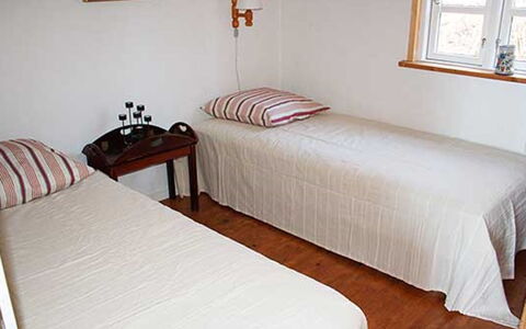 Piia - 800M from the Sea: Lit, Sol, Chambre, Meubles, Sol, Mur, Bois, Drap De Lit, Literie, Design Intérieur