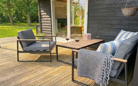 Swale - 500M from the Sea: Architecture, Toit, Domicile, Composite, Daylighting, Siding, Allée